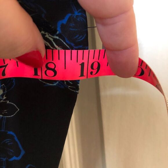 Candie's Women's Y2K Lightweight Navy Floral Mini Dress Sleeveless Elastic Waist - Picture 6 of 12